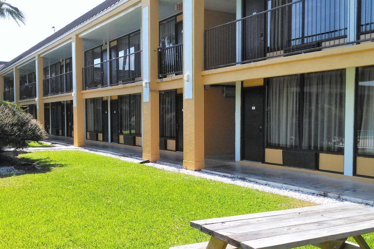 Econo Lodge Ormond Beach Exteriör bild